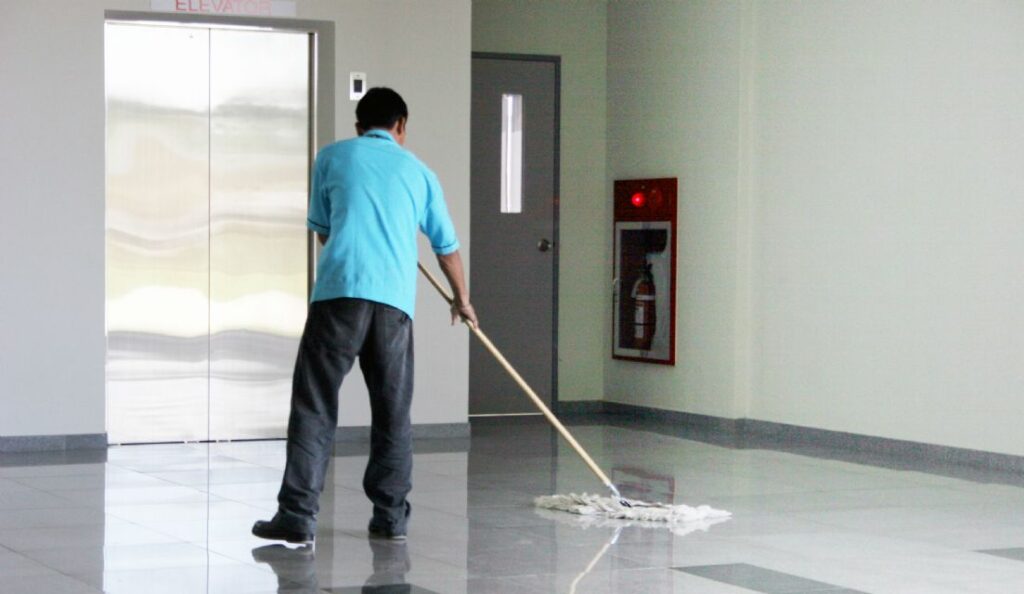 Advantage of Seat leasing is the free daily cleaning service 